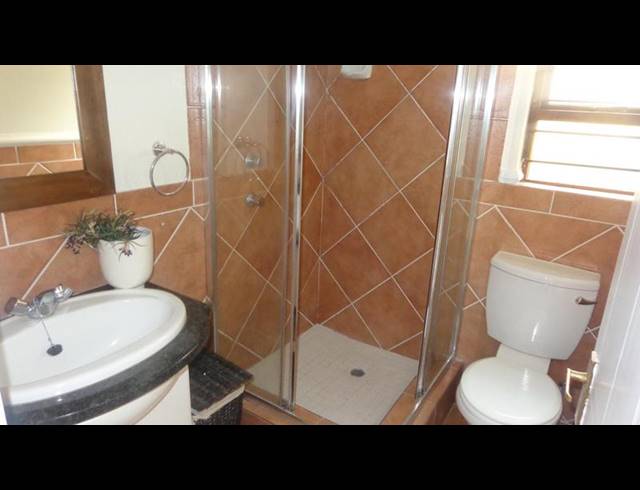 2 BEDROOM TOWNHOUSE FOR SALE IN RIVER CLUB